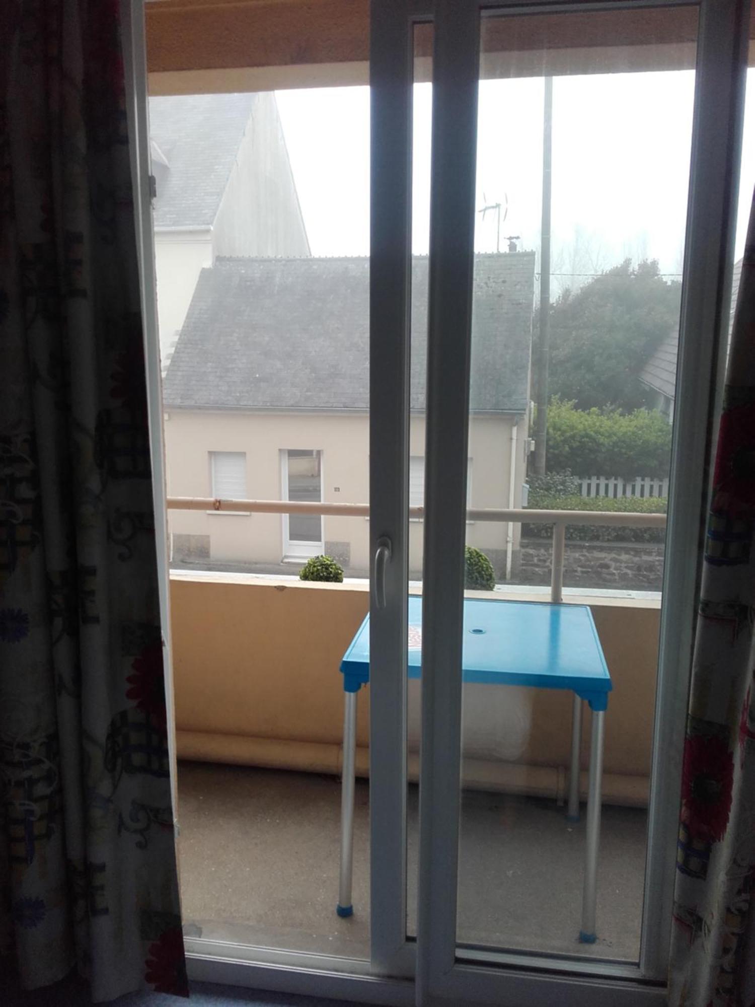 Hotel De La Plage Quineville Room photo